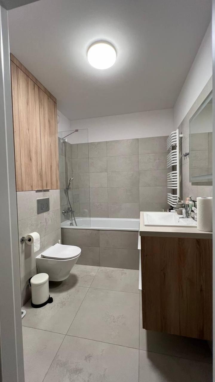 Chopin Airport Apartments Warsaw Luaran gambar